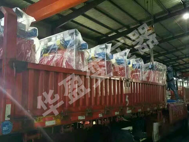 昌都干式变压器发货现场